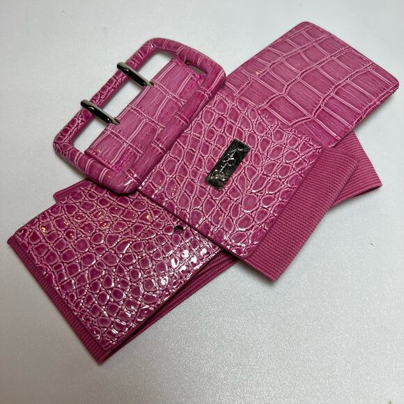 Jessica Simpson Pink Belt Faux Reptile Leather Print Stretch Elastic Size Medium - Picture 1 of 8